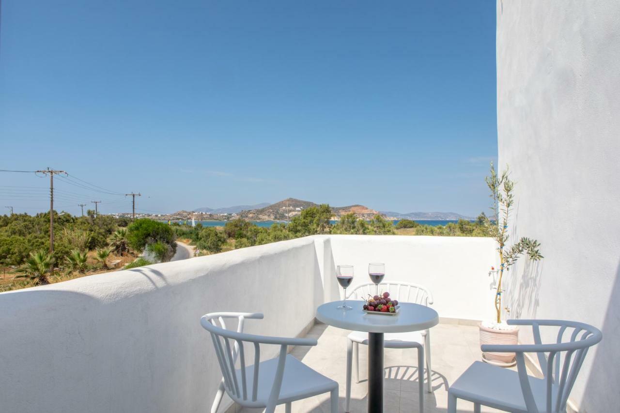 Crystal Mare Suites Naxos City エクステリア 写真